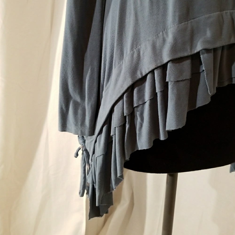 Tunic - Picture 4 of 6